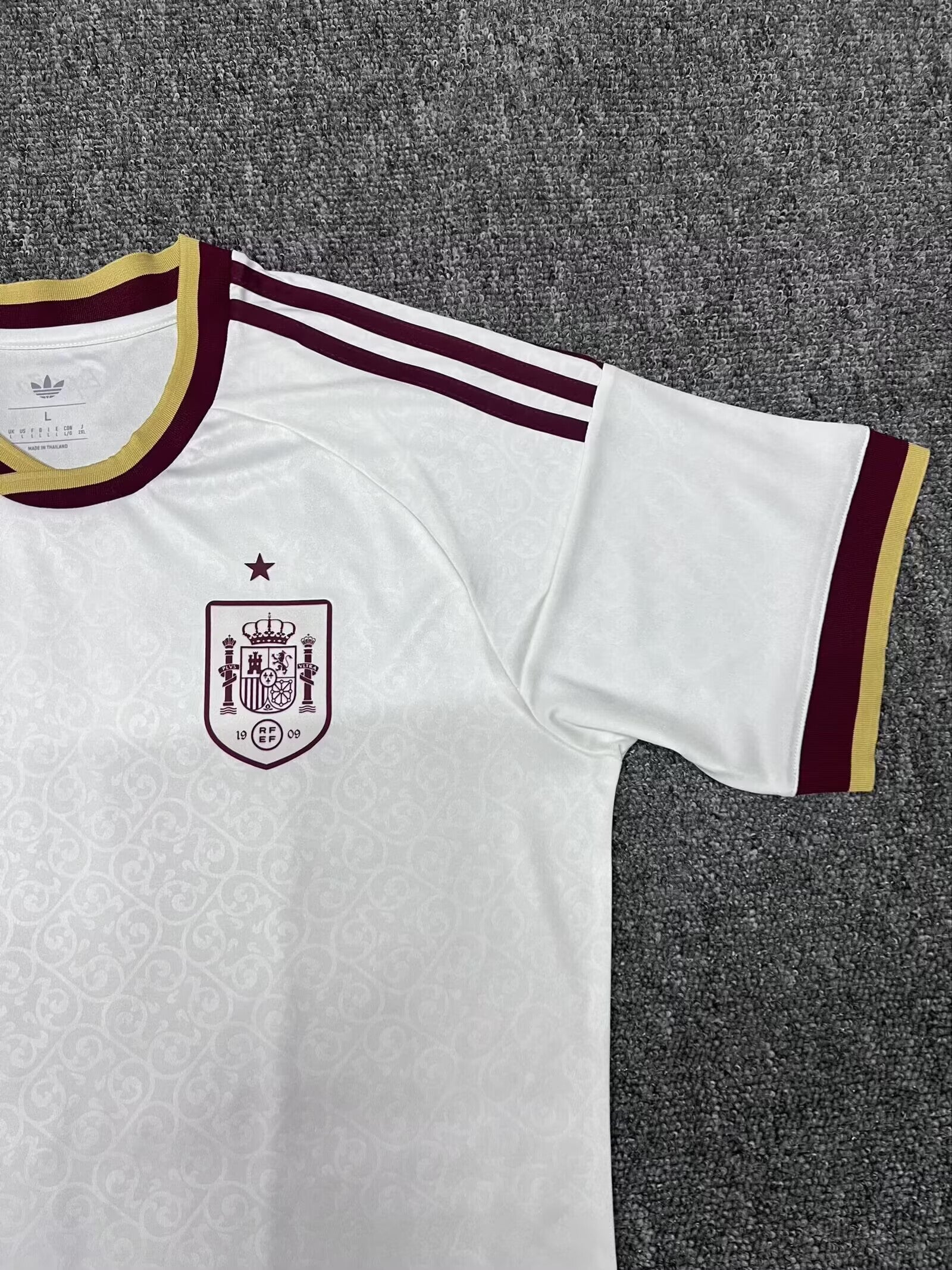 Camiseta España Mundial 2026 – Segunda Equipación (Away Kit)