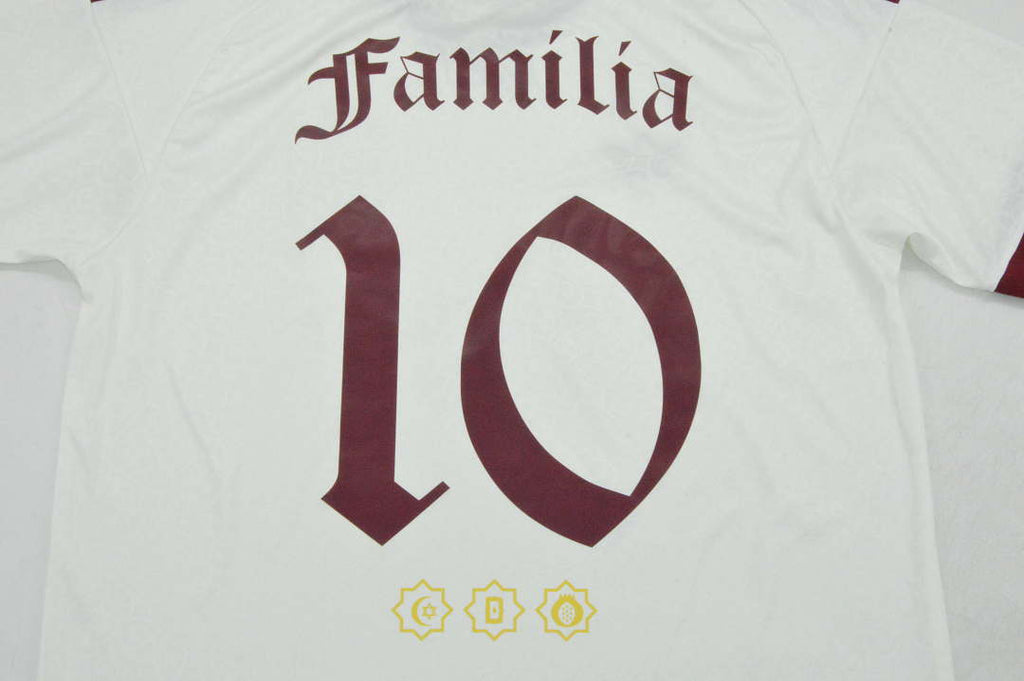 Selección Española x Dellafuente FC – Edición Especial 'Familia'