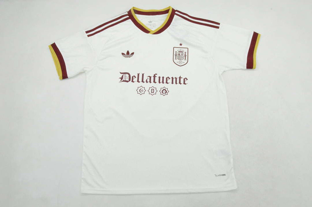 Selección Española x Dellafuente FC – Edición Especial 'Familia'