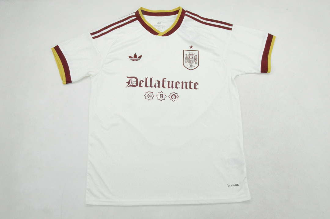 Selección Española x Dellafuente FC – Edición Especial 'Familia'